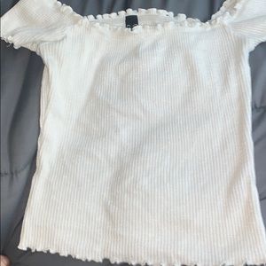 Off the shoulder cropped short